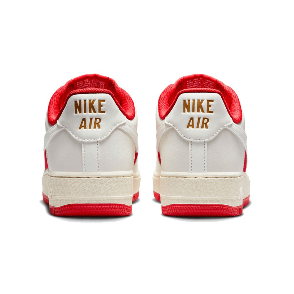Nike Air Gold Pink V Series Cast and Crew Shoes - الصورة 4